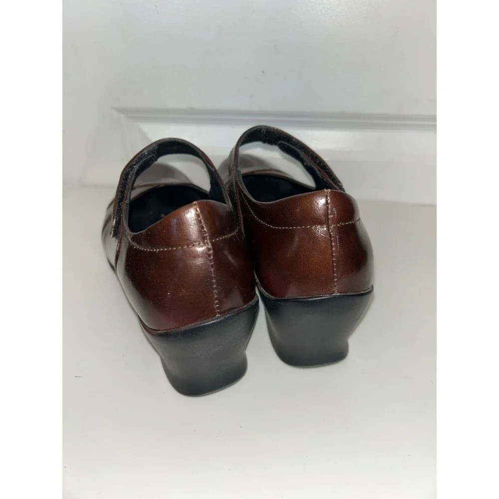 Wolky Women's Mary Jane Wedge size 38 Brown Patent Leather
